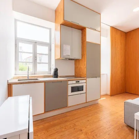 Apartment Mouraria Lovers Cozy Bright Lisbon